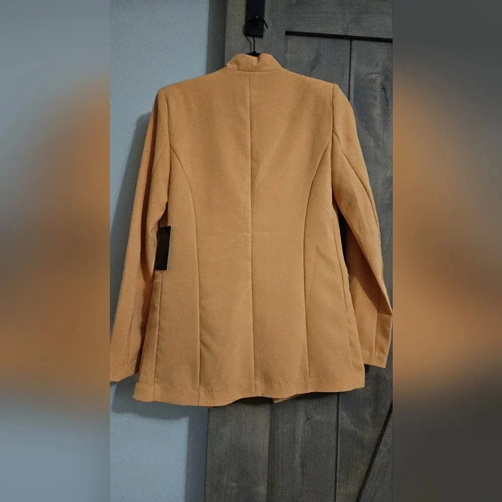 Bagatelle Open front blazer. light orange. Size small NWT - Picture 6 of 14